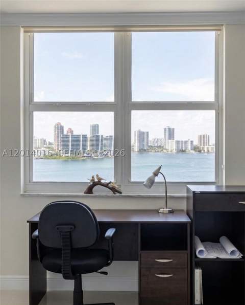 251 174th St 1517, Sunny Isles Beach FL - photo 11 of 17