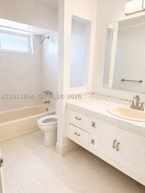 14020 SW 83rd St, Miami FL - photo 12 of 17