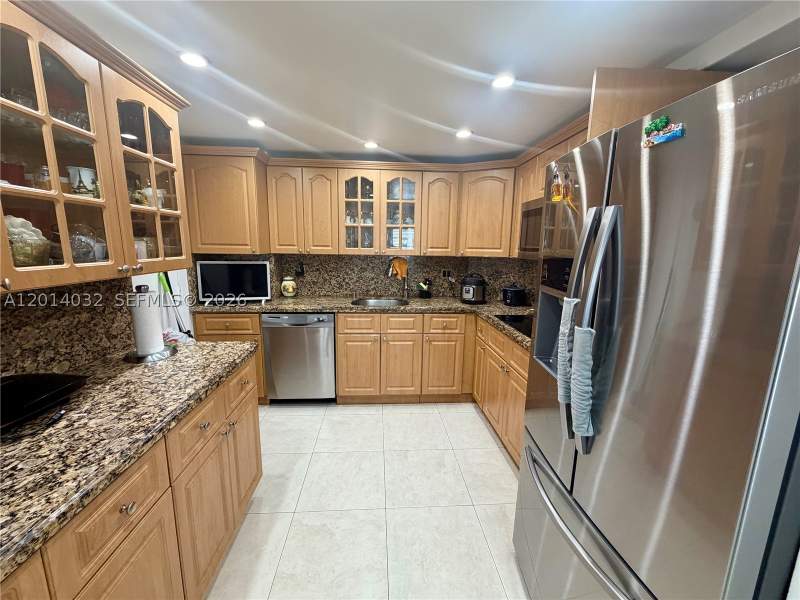 2 bedroom Condominium at 500 Bayview Dr 1631, Arlen House West Condo, Sunny Isles Beach — photo 3