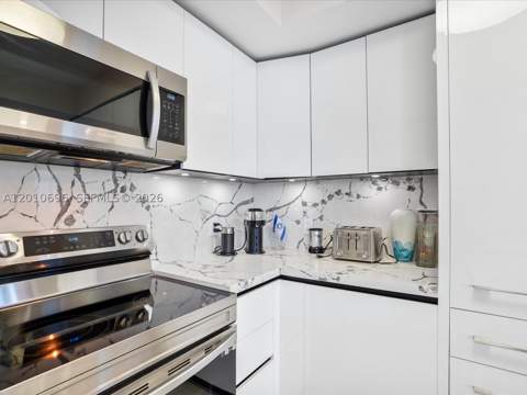 17375 Collins Ave 1508, Sunny Isles Beach FL - photo 13 of 58