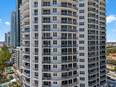 17375 Collins Ave 1508, Sunny Isles Beach FL - photo 7 of 58