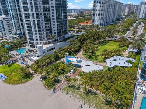 17375 Collins Ave 1508, Sunny Isles Beach FL - photo 9 of 58