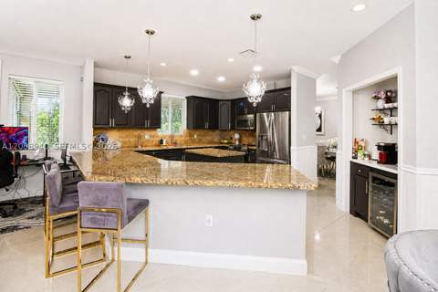 2220 SE 19th Ave, Homestead FL - photo 17 of 49
