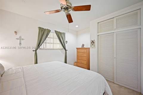 15705 SW 77th Ave, Palmetto Bay FL - photo 15 of 34