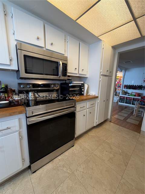 18061 Biscayne Blvd 601, Aventura FL - photo 13 of 28
