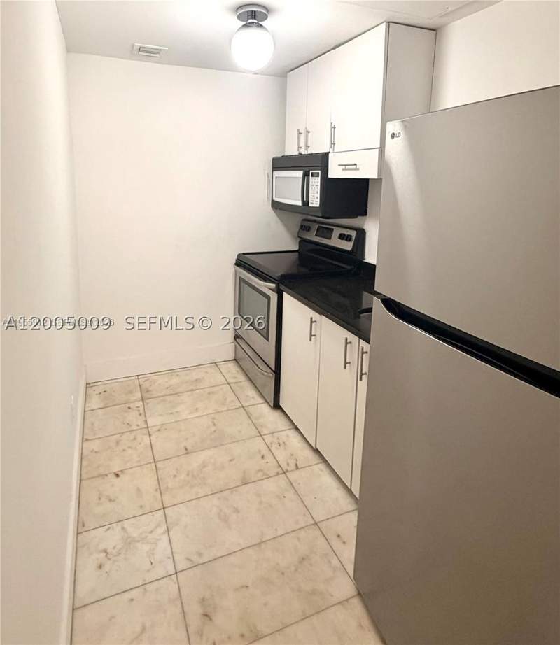 1 bedroom Condominium at 801 8th St 104, First On 8th Condo, Miami Beach — photo 4