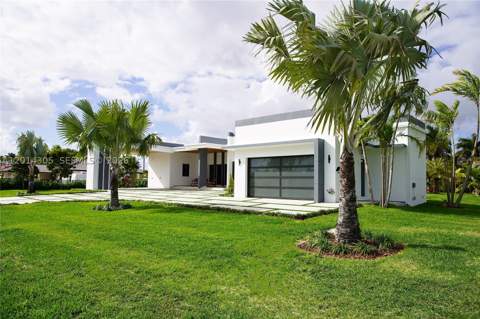 13231 SW 220 St, Miami FL - photo 8 of 62