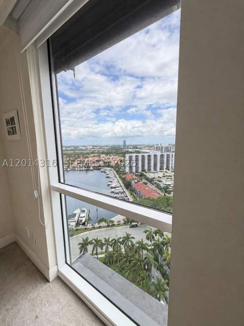 21055 Yacht Club Dr 2403, Aventura FL - photo 23 of 27