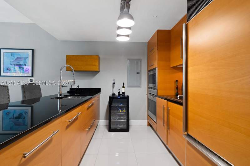 2 bedroom Condominium at 475 Brickell Ave 5109, Iconbrickell Condo No 1, Miami — photo 3