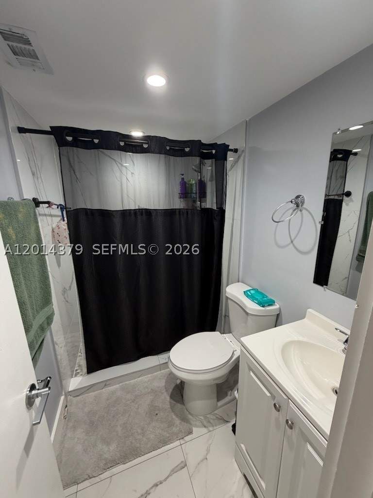 2 bedroom Condominium at 5033 NW 7th St 209, Moon Tower Condominium, Miami — photo 4