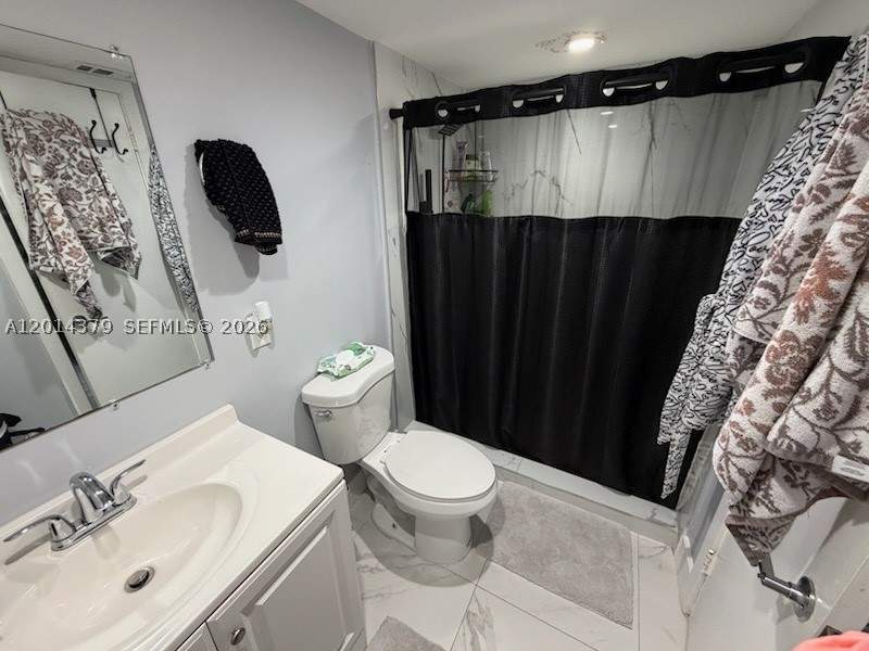 2 bedroom Condominium at 5033 NW 7th St 209, Moon Tower Condominium, Miami — photo 5