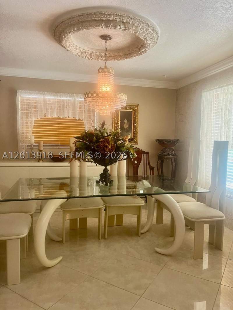 4 bedroom SingleFamilyResidence at 2525 SW 107th Ct, P & A Sub, Miami — photo 5