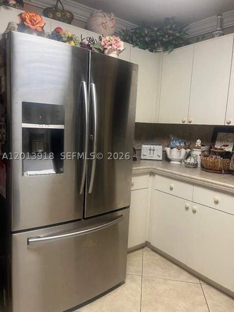 2525 SW 107th Ct, Miami FL - photo 6 of 9