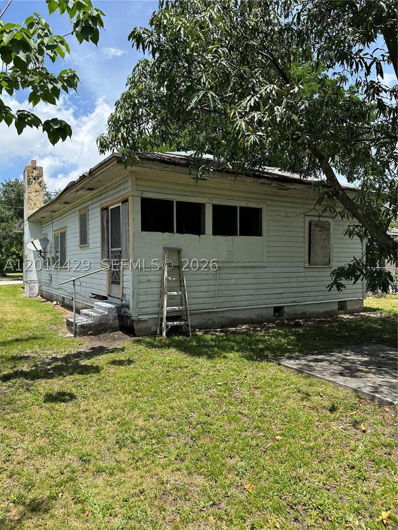 3 bedroom SingleFamilyResidence at 3566 Thomas Ave, Frow Homestead, Miami — photo 4