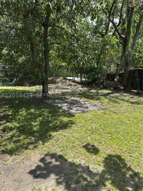 3566 Thomas Ave, Miami FL - photo 6 of 7