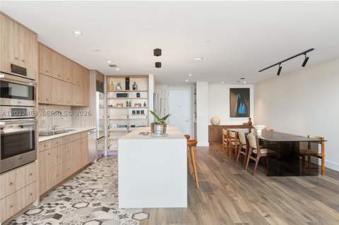 1040 Biscayne Blvd 1602, Miami FL - photo 9 of 43