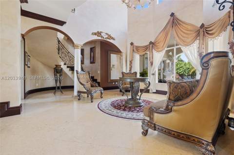 9861 NW 135th St, Hialeah Gardens FL - photo 11 of 53