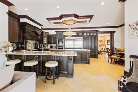 9861 NW 135th St, Hialeah Gardens FL - photo 17 of 53