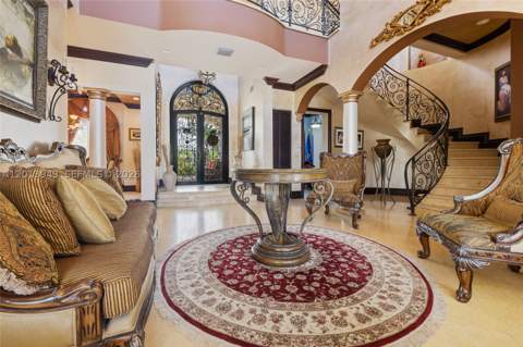 9861 NW 135th St, Hialeah Gardens FL - photo 9 of 53