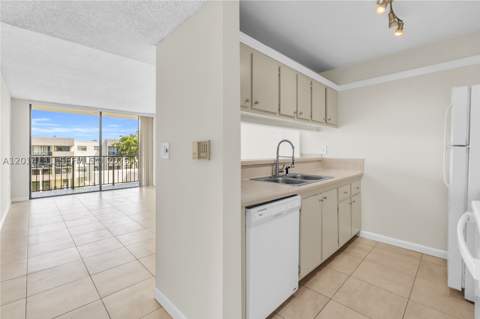 8002 SW 149th Ave B411, Miami FL - photo 13 of 48