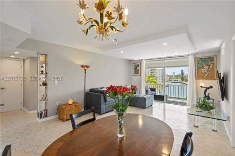 2851 Leonard Dr J306, Aventura FL - photo 12 of 36