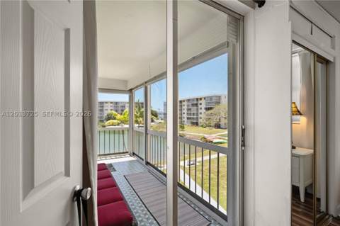 2851 Leonard Dr J306, Aventura FL - photo 19 of 36
