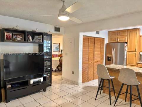 10330 SW 154th Cir Ct 51, Miami FL - photo 12 of 38