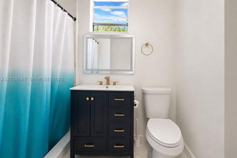1631 NW 114th St, Miami FL - photo 8 of 16