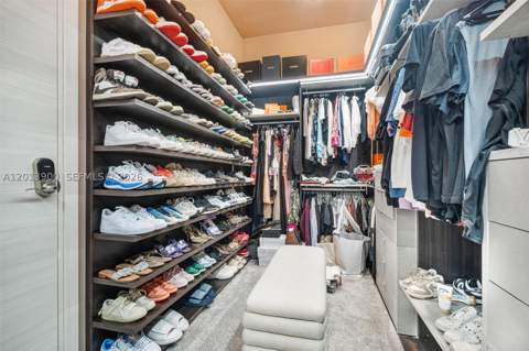 801 S Miami Ave 5702, Miami FL - photo 20 of 40