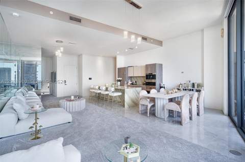 801 S Miami Ave 5702, Miami FL - photo 7 of 40