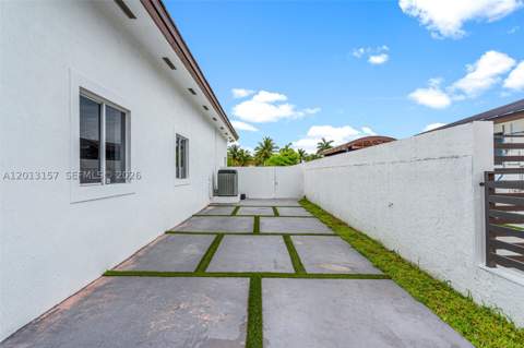 3201 SW 129th Ave, Miami FL - photo 6 of 64