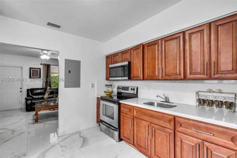 2222 NW 105th St, Miami FL - photo 11 of 51