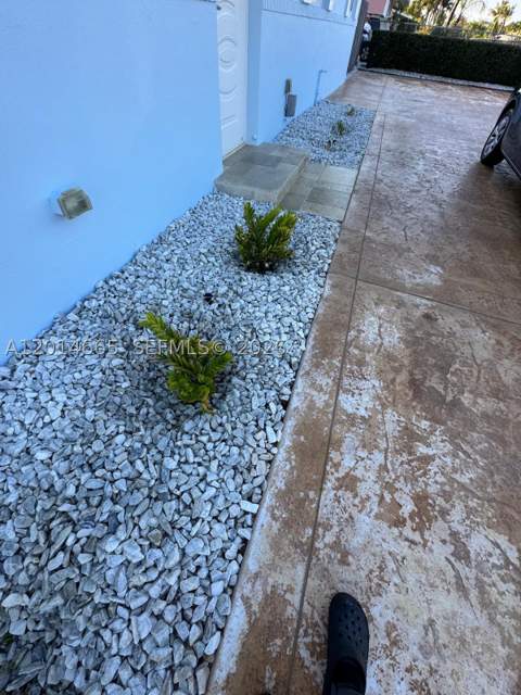 19500 SW 115th Ave, Miami FL - photo 9 of 79