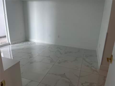 1800 N Bayshore Dr 614, Miami FL - photo 14 of 44