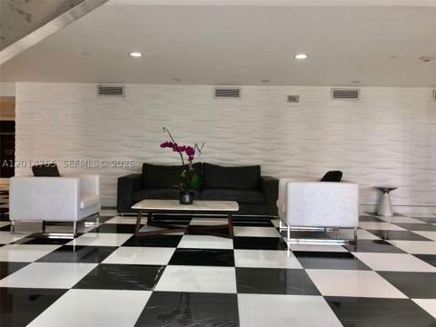 1800 N Bayshore Dr 614, Miami FL - photo 20 of 44