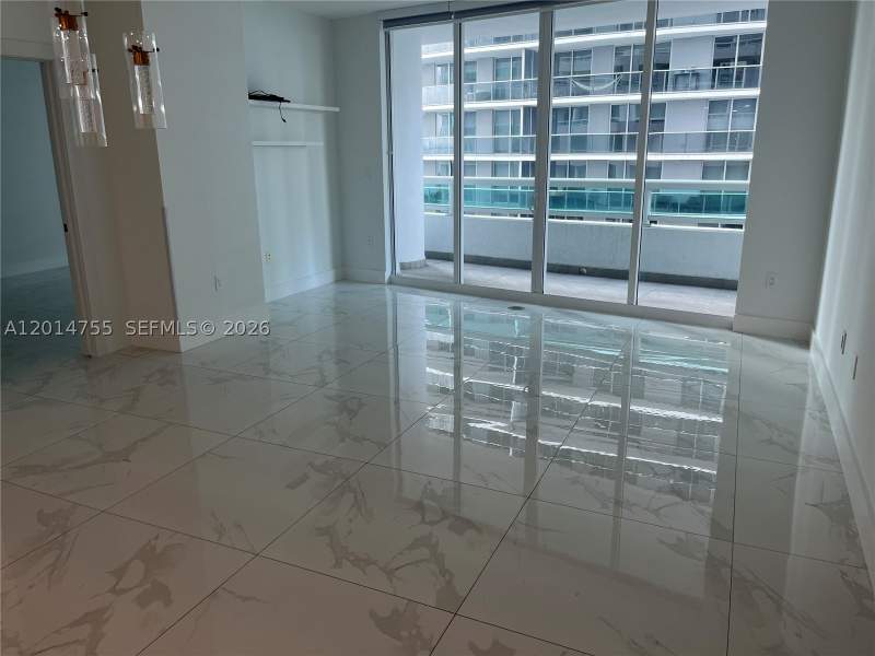 2 bedroom Condominium at 1800 N Bayshore Dr 614, 1800 Club Condo, Miami — photo 4