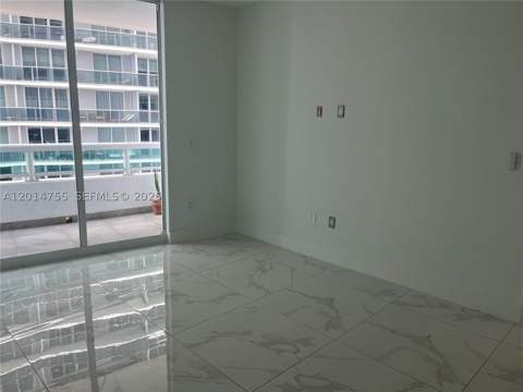 1800 N Bayshore Dr 614, Miami FL - photo 9 of 44