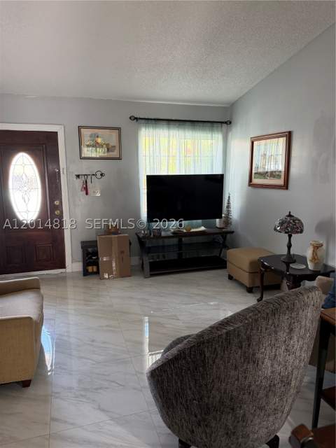 7101 W 24th Ave 14, Hialeah FL - photo 6 of 15