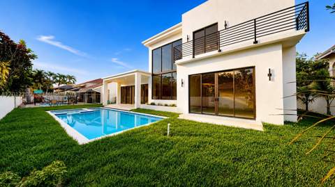 16022 NW 83rd Ct, Miami Lakes FL - photo 8 of 117