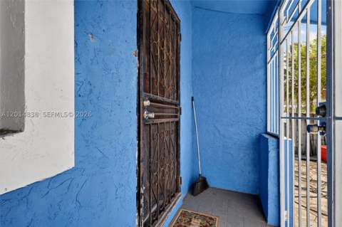 1211 NW 37th St, Miami FL - photo 6 of 20
