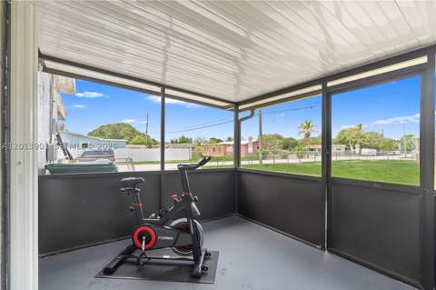 1315 NW 192nd St, Miami Gardens FL - photo 17 of 20