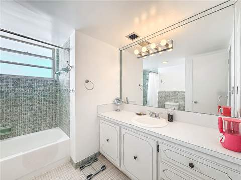 1401 NE Miami Gardens Dr 286, Miami FL - photo 24 of 48
