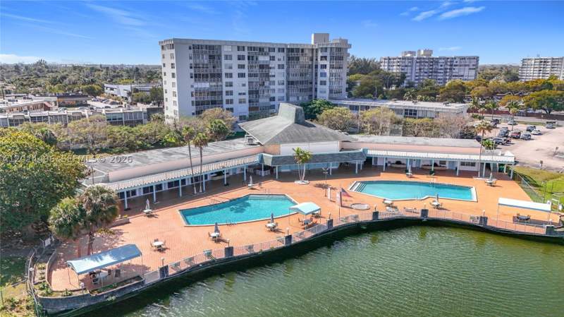 1 bedroom Condominium at 1401 NE Miami Gardens Dr 286, Fifith Moorings Condo, Miami — photo 3