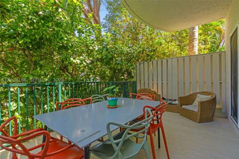 232 Sea View Dr 108, Key Biscayne FL - photo 13 of 27