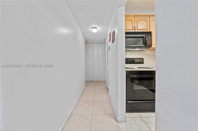 2 bedroom Condominium at 7829 Miller Dr B205, Lakewood Villas Condo, Miami — photo 5