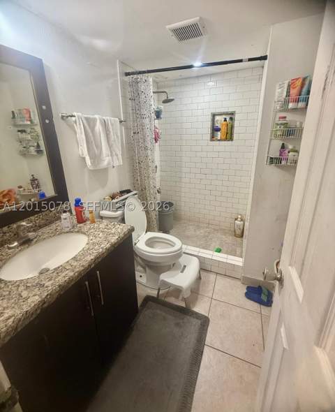 488 NW 165th St Rd B-512, Miami FL - photo 11 of 14