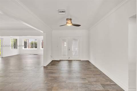 634 NE 72nd Ter, Miami FL - photo 16 of 47