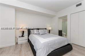 45 SW 9th St 1701, Miami FL - photo 20 of 24