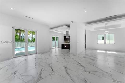 8221 NW 34th Dr, Doral FL - photo 11 of 59
