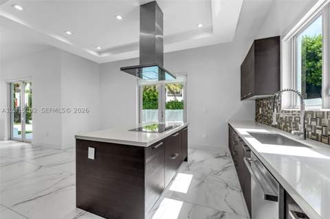 8221 NW 34th Dr, Doral FL - photo 13 of 59